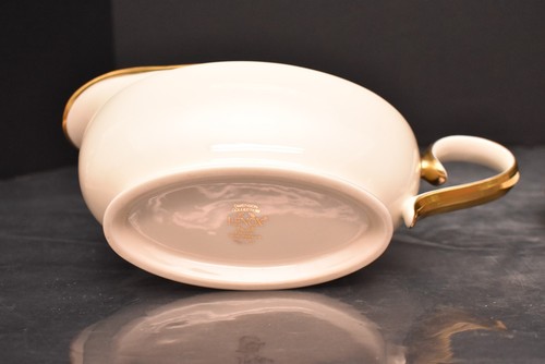Lenox ETERNAL Gold Gravy Boat with Underplate - Picture 15 of 17