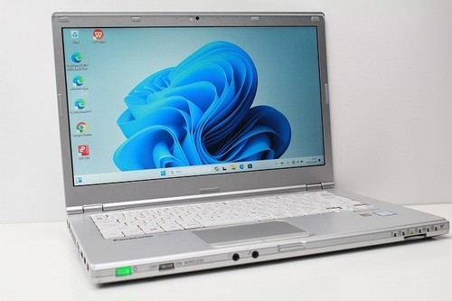 Panasonic Notebook CF-LX5PDPVS Core i5-6300U 2.4GHZ 8GB SSD 256GB Win 11 Pro