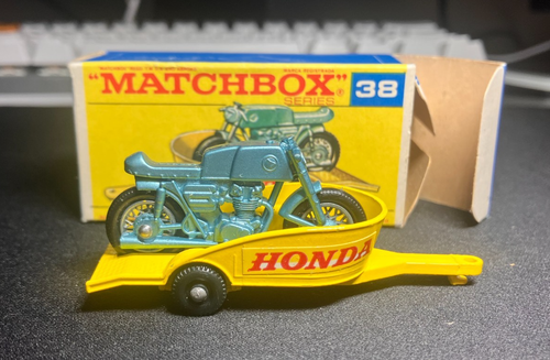 MATCHBOX LESNEY No.38 HONDA MOTORCYCLE & TRAILER IN ORIGINAL BOX new old stock - Picture 9 of 10