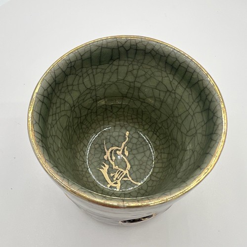 2 Somayaki Soma Ware Green Crackle Sake Tea Cups Double Walled Gold Hearts Horse - Picture 7 of 7