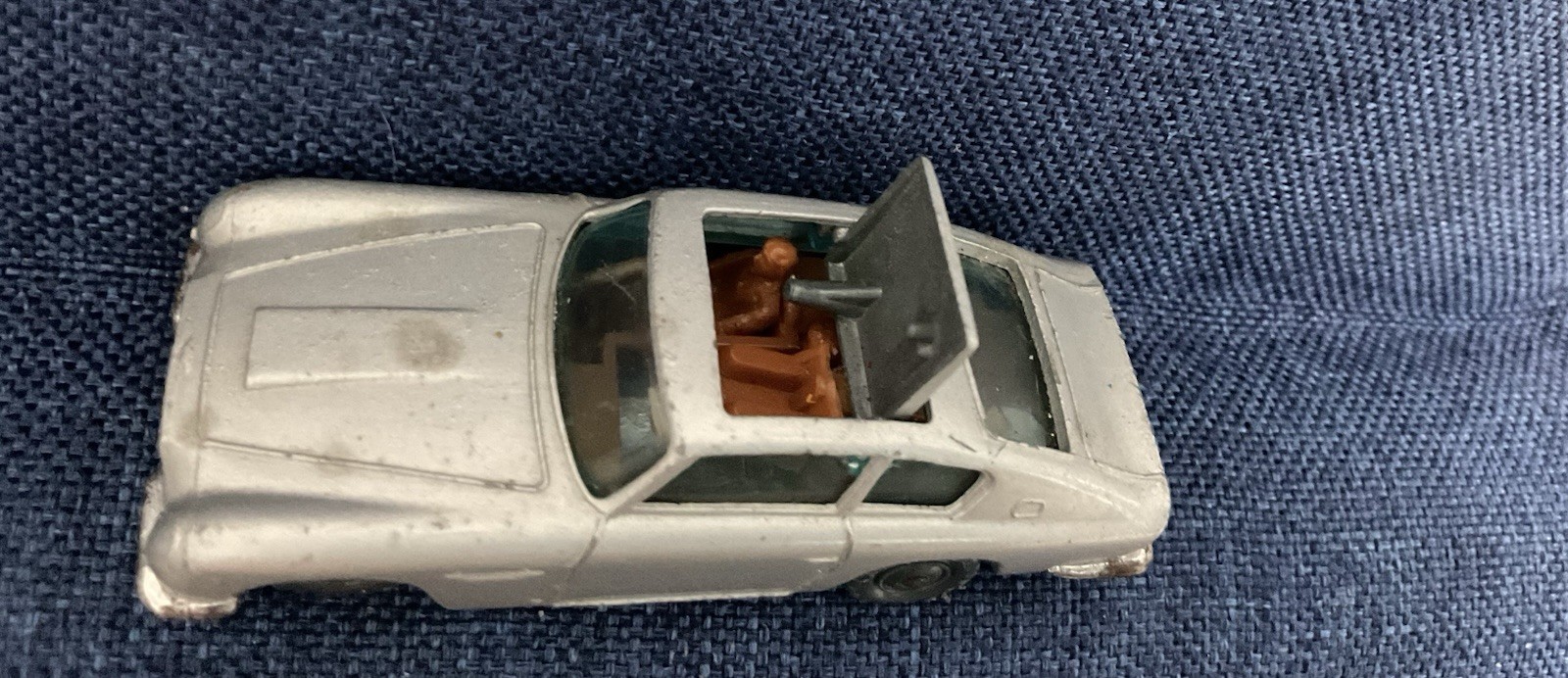 Picture 4 of 12