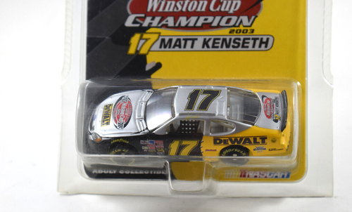 Matt Kenseth #17 2003 Winston Champion 1/64 Team Caliber/ Motorworks - Picture 2 of 3