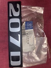 Emblem Typschild 207D Mercedes Bremer T1 601 NEU NOS NML
