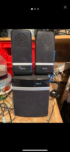 trust raina 2.1 subwoofer speaker set