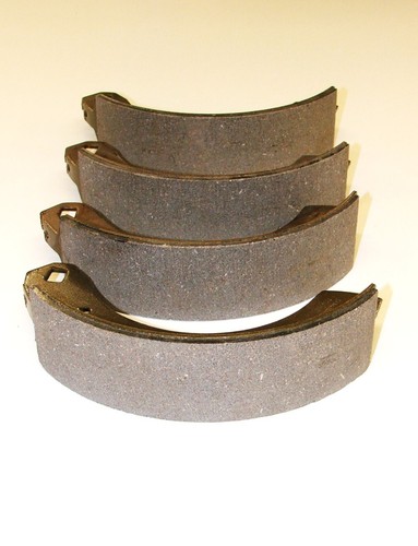 TRIUMPH TR3 & TR3A 10" GIRLING BRAKE SHOE SET 4 - Picture 3 of 3