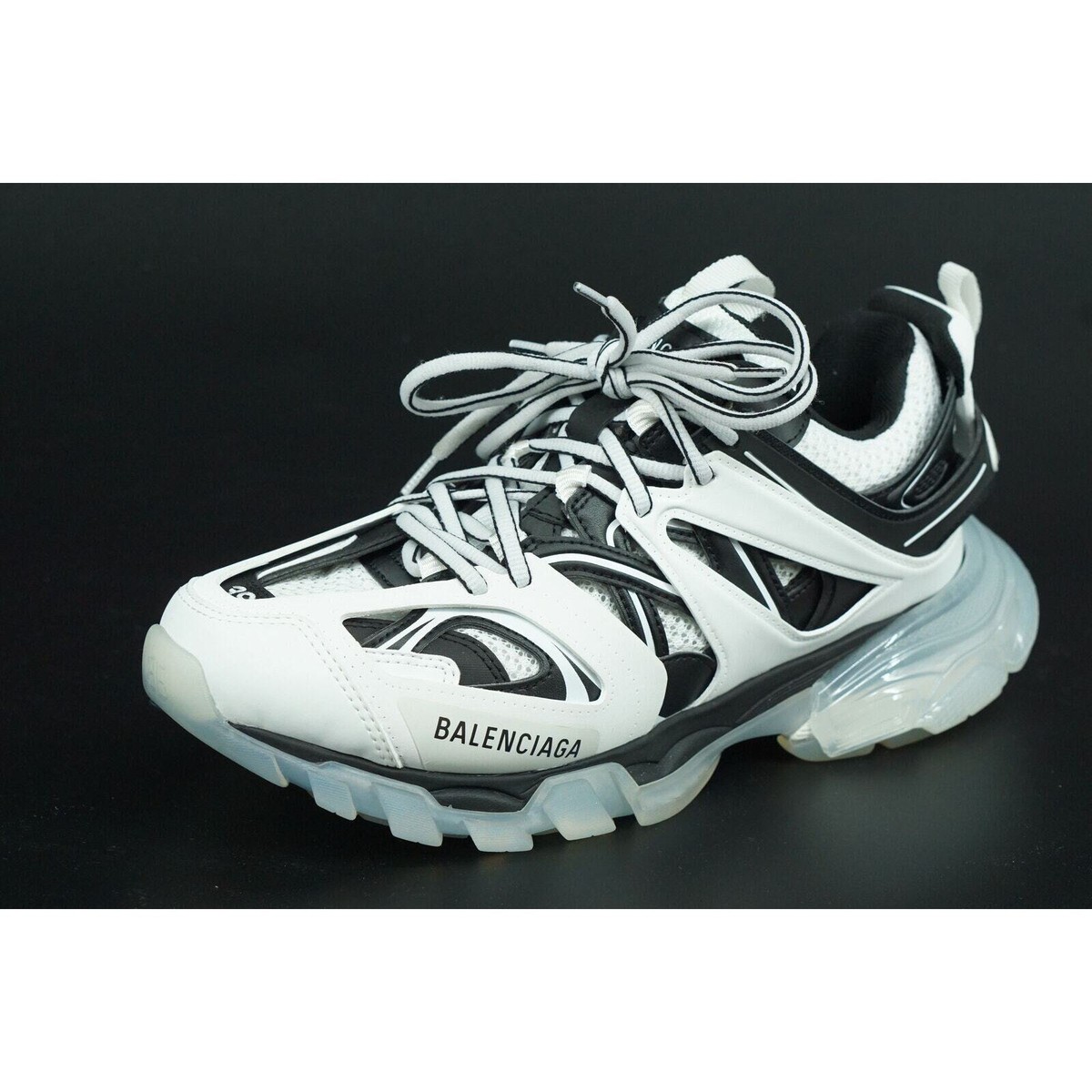 BALENCIAGA TRACK スニーカー ホワイト クリアソウル 39 Balenciaga Track Lace-Up Sneaker SZ 39 Clear Sole Caged