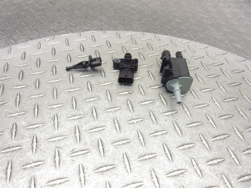 2019 Polaris Slingshot SL Air Intake Pressure Temp MAP Sensor Valve Solenoid Lot - Picture 5 of 9