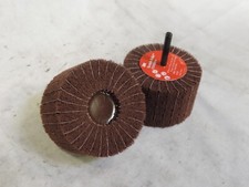 3M 7100093994 80678 3" Dia X 1-3/4" Width X 1/4" Shk P120 Grit Flap Wheel 2 pack