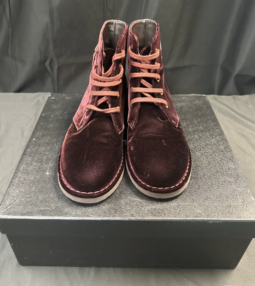 Botas curtas Chanel Burgundy veludo 0G416 10B tamanho 41 (EUA 9.5) - Imagem 2 de 4