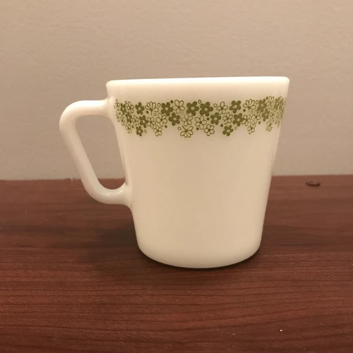 Pyrex Vintage Milk Glass Tea Mug Green Crazy Daisy 1410 D Handle Single Unit
