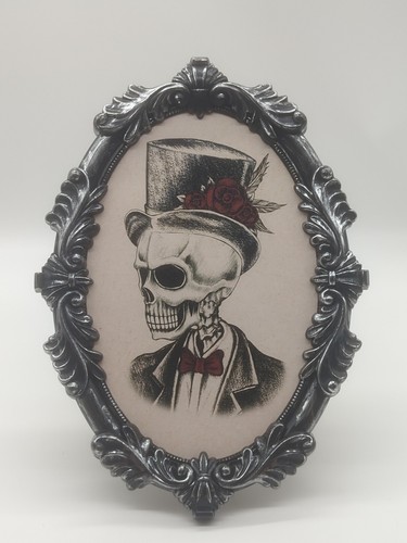 Haunted Set Large 15" Framed Skeleton Couple Goth Creepy Decor Holiday - Picture 6 of 13