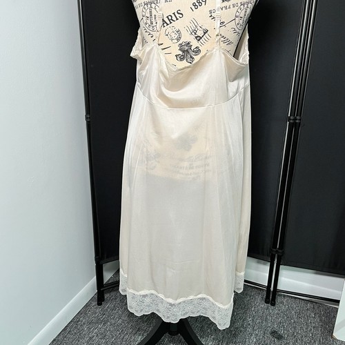 Vintage Bali Schlupfkleid mit Spitzenbesatz Dessous Nylonmischung beige Gr. 40 - Bild 6 von 8
