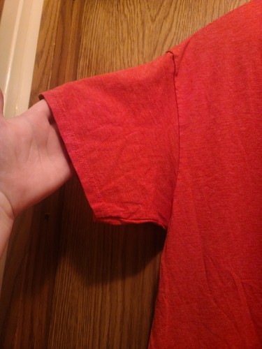 Super Mario T-Shirt Unisex Size Medium Nintendo Red Since 1985 Videogame Tee - Picture 2 of 4