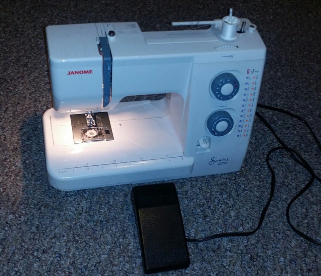 Janome Sewist 40S Mechanical Sewing Machine EBay Impressive Janome 525s Sewing Machine Review Janome Sewist 40S Mechanical Sewing Machine EBay Impressive Janome 525s Sewing Machine Review