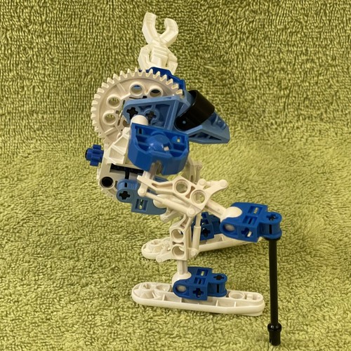 LEGO Throwbot / Slizer Figure 8501 -“ SKI / ICE “ Complete Build Except NO Disc - Picture 8 of 10