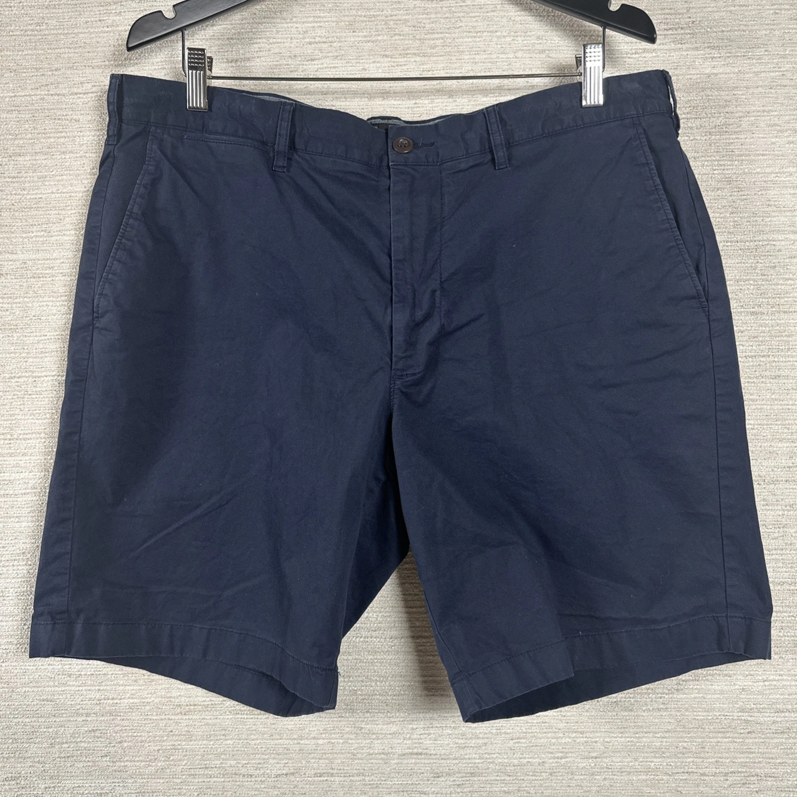 J Crew Men’s Navy Blue Shorts Size 38 Inseam 9” Athleisure Casual Preppy Golf