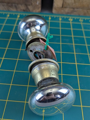 Antike viktorianische Quecksilber Glas Türklinken 2,25" Messing Rosetten Gewindespindel 9R - Bild 4 von 6