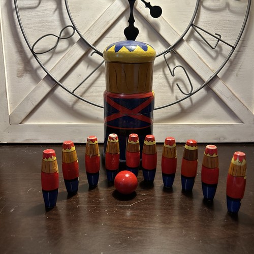 Vintage handgefertigte russische Kultur Spielzeug Soldat verschachtelte Puppe-Tisch Bowling 12 Stck. - Bild 11 von 22