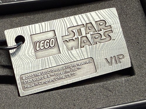 LEGO VIP Star Wars Mandalorian Beskar Metal Keychain (5007403) Exclusive Promo - Picture 5 of 5