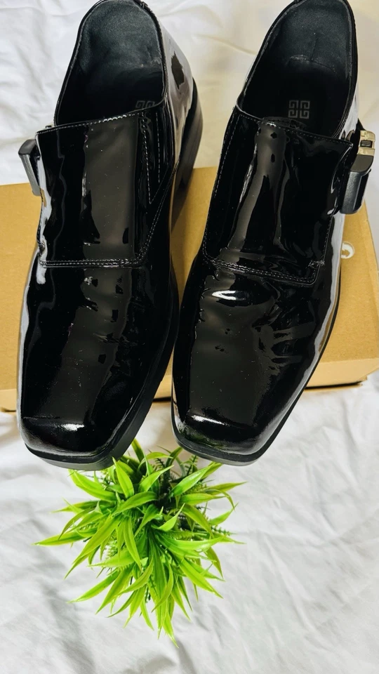 Givenchy Paris Men's Reflective Black Leather Oxford Shoes Size 10 Made In Italy - Image 4 of 4