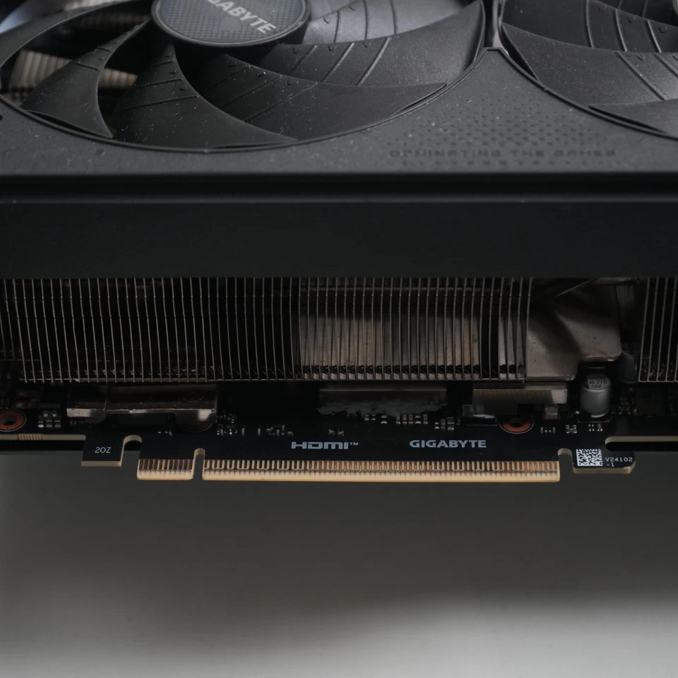 GIGABYTE NVIDIA GeForce RTX 5070 Ti GAMING OC 16GB GDDR7 Graphics Card-V. Good - Image 2 of 4