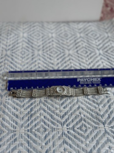 Vintage Gloria Vanderbilt Watch Quartz Silver Tone Braided Mech Marcasite Watch - Picture 9 of 14