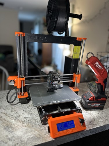 Drukarka 3D PRUSA MK3S+, wysokiej jakości maszyna wyprodukowana w Czechach, w pełni utrzymana
