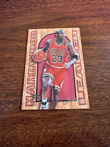 1995-96 Flair Hardwood Leader #4 Michael Jordan HOF