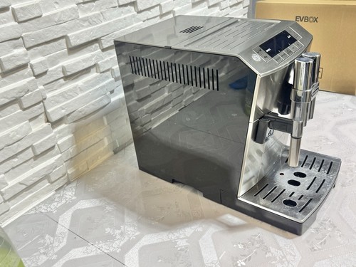 Delonghi PrimaDonna S DeLuxe Kaffeevollautomat mit Einschränkung verliert Wasser - Bild 6 von 9