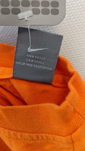 Nike T-Shirt Via Fundo Orange Top Size S GB 36/38 New with Tags - Picture 14 of 14