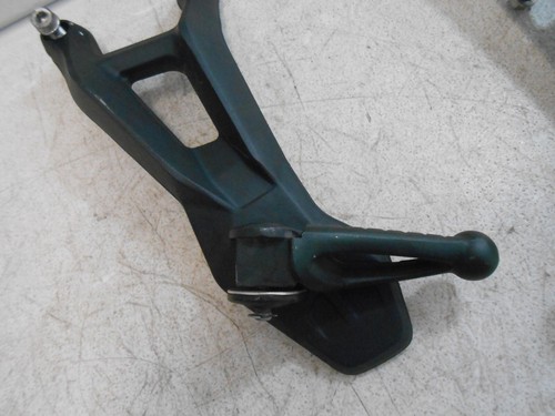 20 2020 Benelli TNT 135 LEFT RIGHT Passenger PASS PEGS Footrest Assembly OEM - Picture 3 of 4
