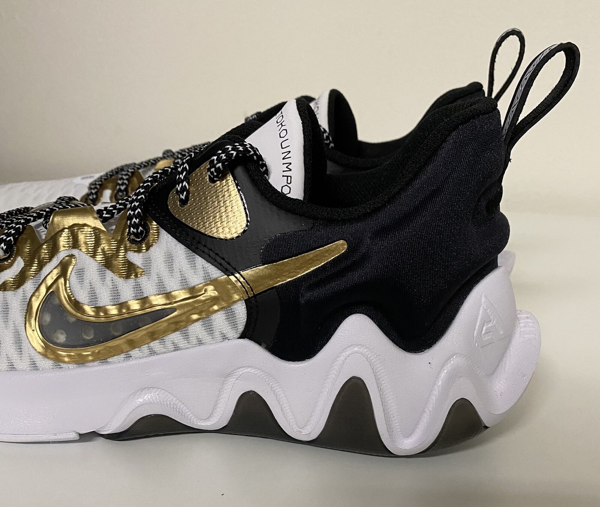 Nike Giannis Immortality Championship White Gold Black Mens