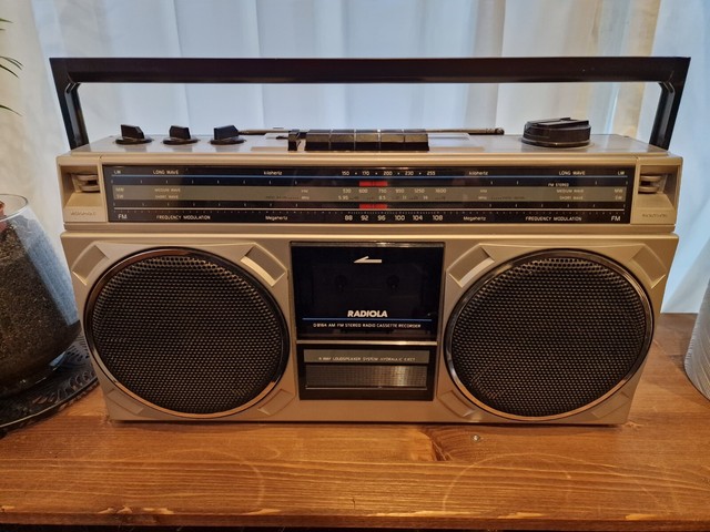 Boombox Radio Cassette Vintage Ghetto Blaster Radiola Boombox Radio Cassette Vintage Ghetto Blaster Radiola
