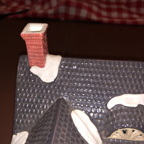 Dept. 56 - Snow Village "STONEHURST HOUSE" 51403 1988 Retired Ceramic - Picture 6 of 12