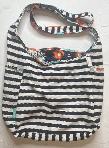Thirty One Inside Out Stripes Side/Floral Side Shoulder Bag Orange & Navy NWOT - Picture 12 of 12