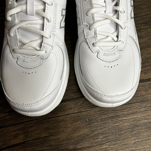 NEW BALANCE 577 Walking Sneakers Shoes White Size 9.5 EUC Womans 3570 - Picture 6 of 13