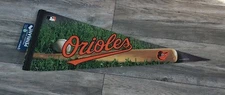BALTIMORE ORIOLES BAT ROLL UP FELT PREMIUM PENNANT 12"x30" BRAND NEW WINCRAFT