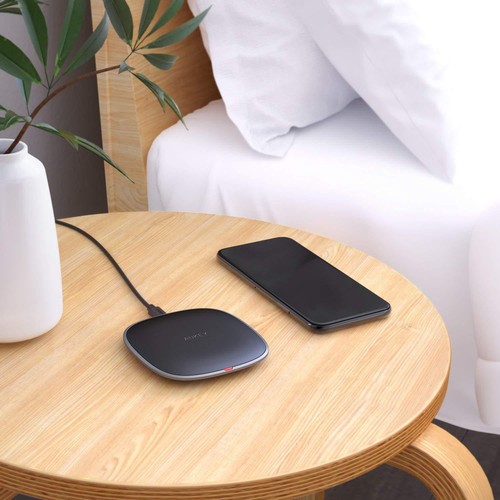 AUKEY Wireless Charger Qi-Enabled, Ultra Slim, Crafted with Style Wireless Charg - Picture 5 of 8