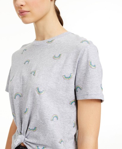 Rebellious One Women's Juniors' Cropped Rainbow T-Shirt (Small, Heather Grey) - Picture 3 of 3