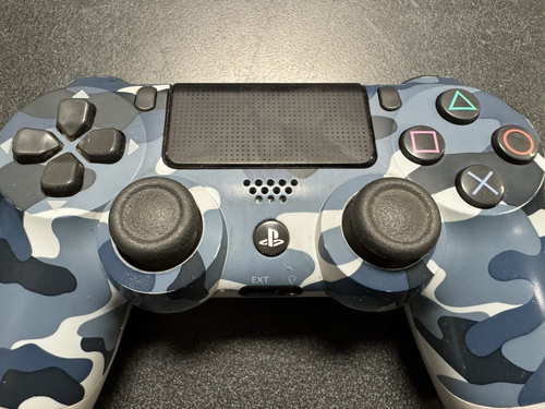 Sony PlayStation 4 CUH-2215B con cavi controller caricatore e controller mimetico blu - Foto 12 di 14