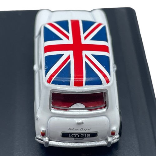 Austin Mini Cooper White with Union Jack Roof Diecast car 1:76 OO Scale Oxford - Picture 7 of 21