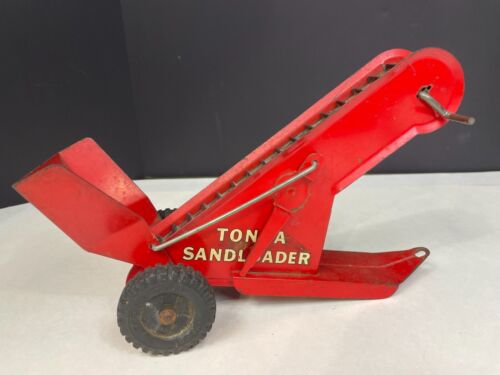 Vintage 1960's Red Tonka Sandloader Metal With Rubber Conveyor ~ Works!