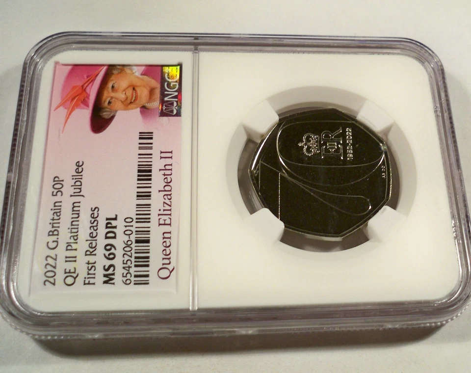 2022 GREAT BRITAIN NGC MS 69 DPL QUEEN'S 70th PLATINUM JUBILEE 50P 50 PENCE - Image 3 of 4