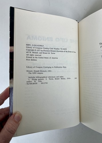 1977 The UFO Enigma Menzel Definitive Explanation of the UFO Phenomenon HBDJ UAP - Foto 5 di 7