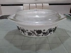 Vintage Pyrex Promo 043 Black Tulip/White 1.5qt Oval Casserole Baking Dish W/lid