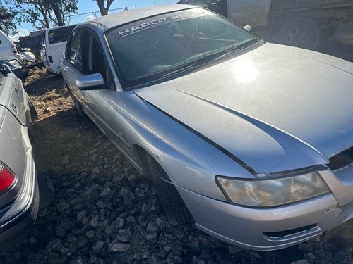 2005 Holden VZ Commodore Right Drivers Weatherstrip Sedan Wagon 04-07 #B242 - Picture 7 of 12