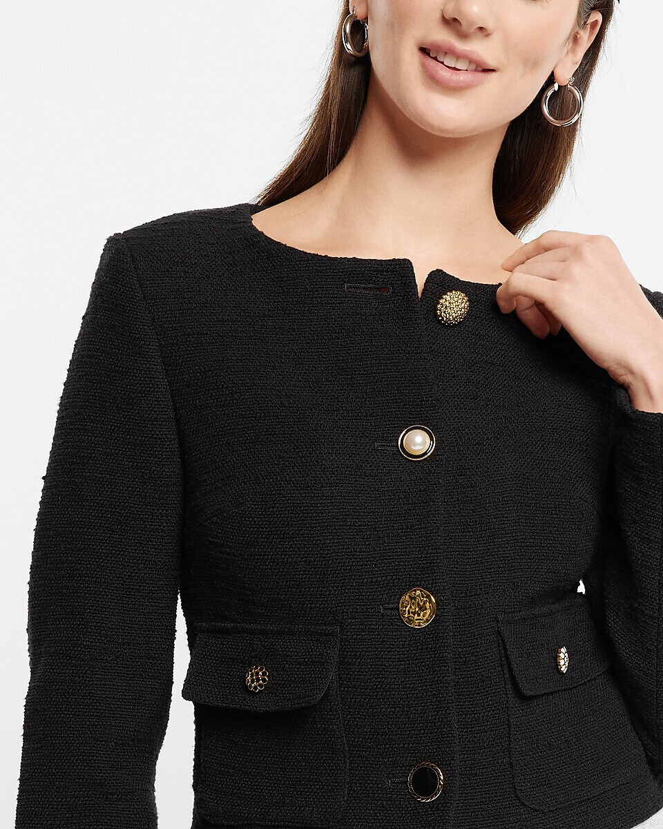 ジャケット SINGLE-BREASTED BOUCLE TWEED JACKET WITH BEJEWELED BUTTONS Cropped single-breasted bouclé tweed jacket with bejeweled