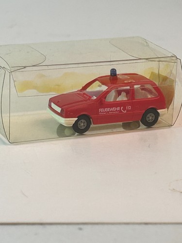 Rietze Models 1:87 Scale Suzuki Swift Emergency Vehicle - Picture 1 of 8
