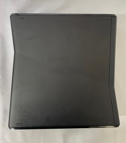 Xbox 360 Slim Console With 4 Controllers 13 Games, Kinect, Power & HDMI Cables - Picture 3 of 11