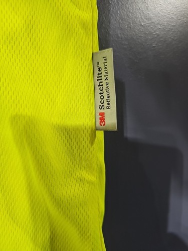 NWT 3M Scotchlite High Visibility Pocketed Short Sleeve T-Shirt Mens 2XL - Picture 5 of 8